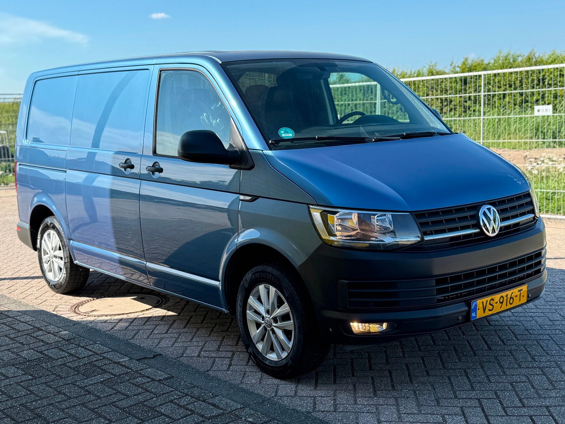 Volkswagen Transporter 2.0 TDI Highline AIRCO Leer Navi Pdc, Voorwielaandrijving, Gebruikt, 4 cilinders, 1790 kg