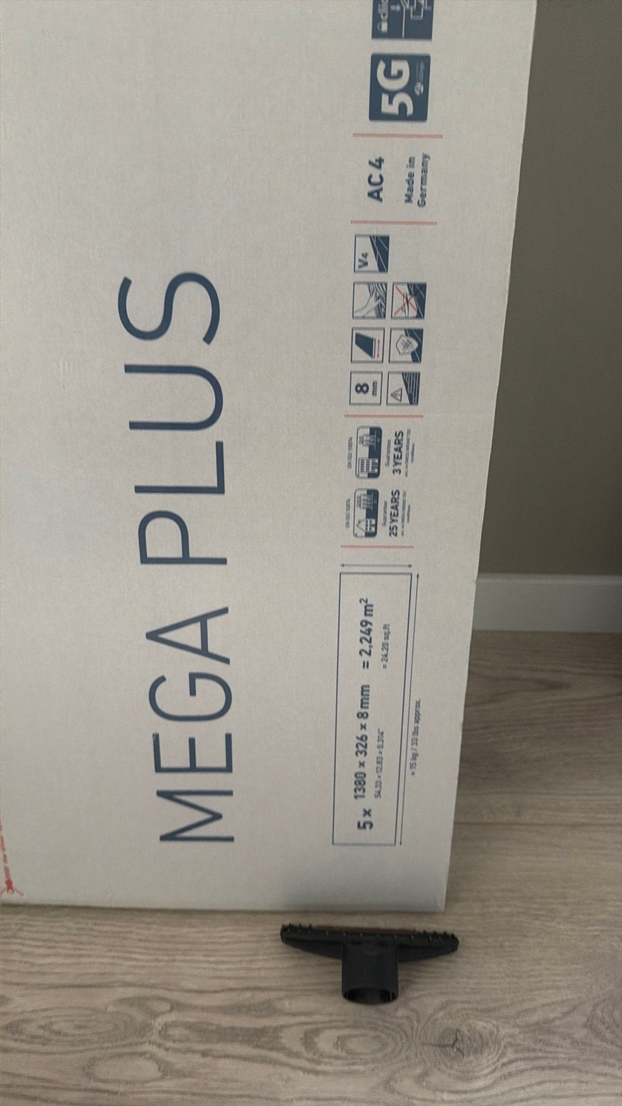 Kronotex Mega Plus Laminaatvloer - Nieuw in verpakking, Ophalen, 30 cm of meer, Nieuw, Minder dan 5 m²