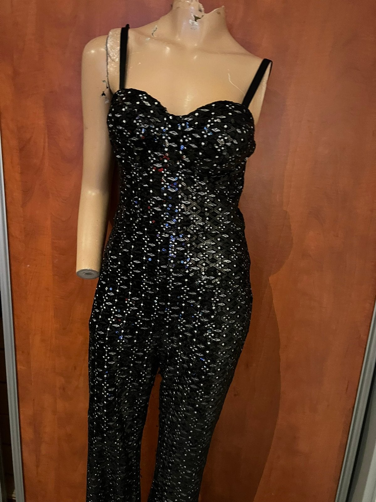 UNIQUE jumpsuit velvel met lovertjes maat m origineel zgan, Kleding | Dames, Maat 38/40 (M), G, G, Zwart