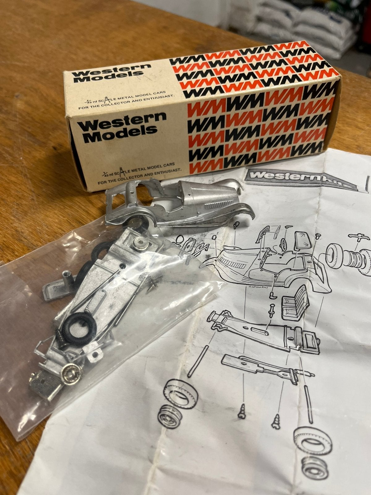 Western Models 1:43 - 1951 Morgan Plus 4 (WMS 18) NIEUW/KIT, Overige merken, Auto, Nieuw, Ophalen of Verzenden