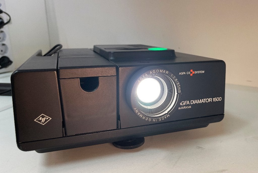 AGFA DIAMATOR 1500 Autofocus slide projector - werk perfect, AGFA, N, Ophalen of Verzenden, N
