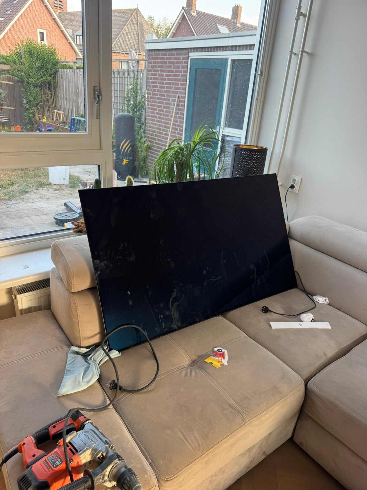 OLED55B8PLA 55 inch 4K OLED Smart TV licht ingebrand, Gebruikt, Ophalen of Verzenden, 100 cm of meer, 4k (UHD)