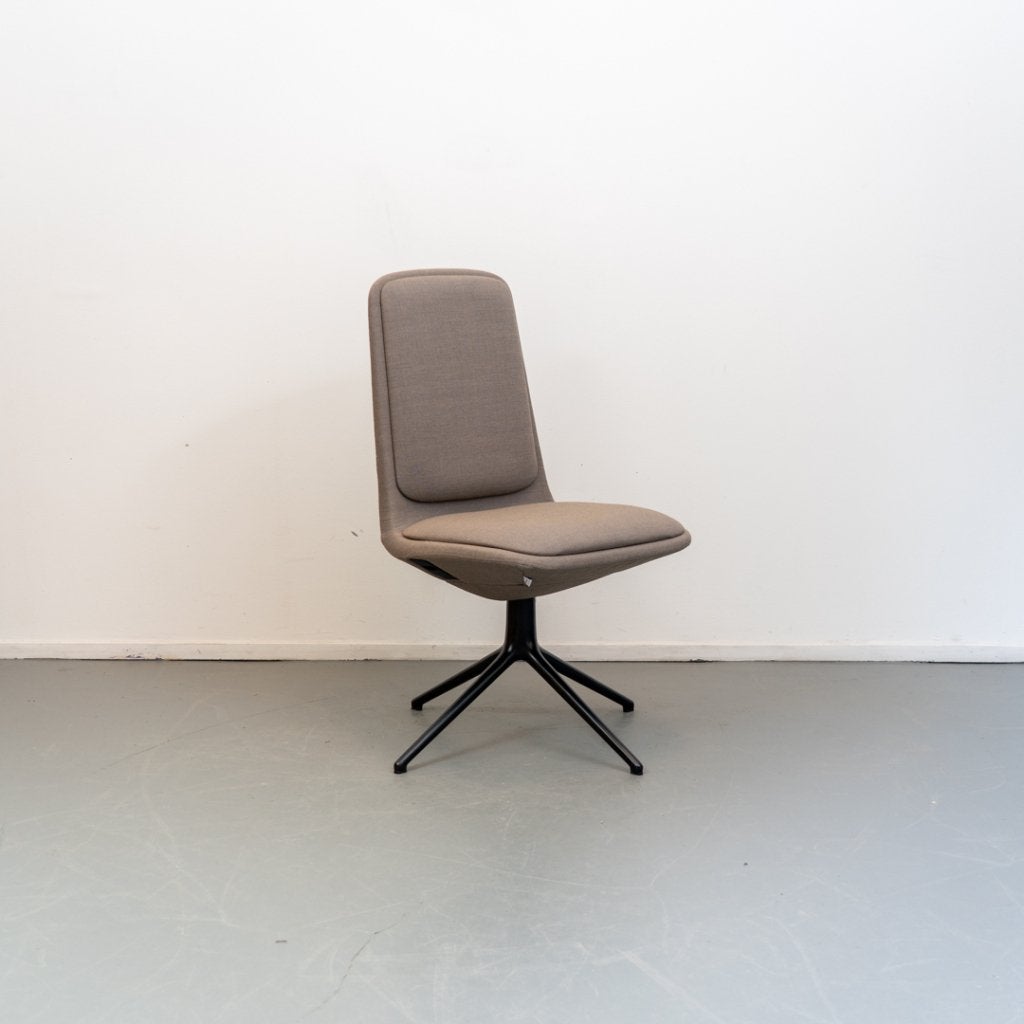2 Normann Copenhagen Off Chair Low Nieuw