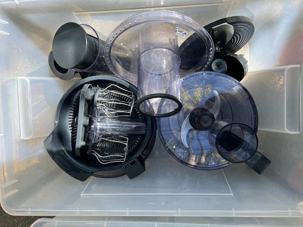 GRATIS Philips Keukenmachine (blender, snijmachine en mixer), Huis en Inrichting, Keuken | Keukenbenodigdheden, Zo goed als nieuw