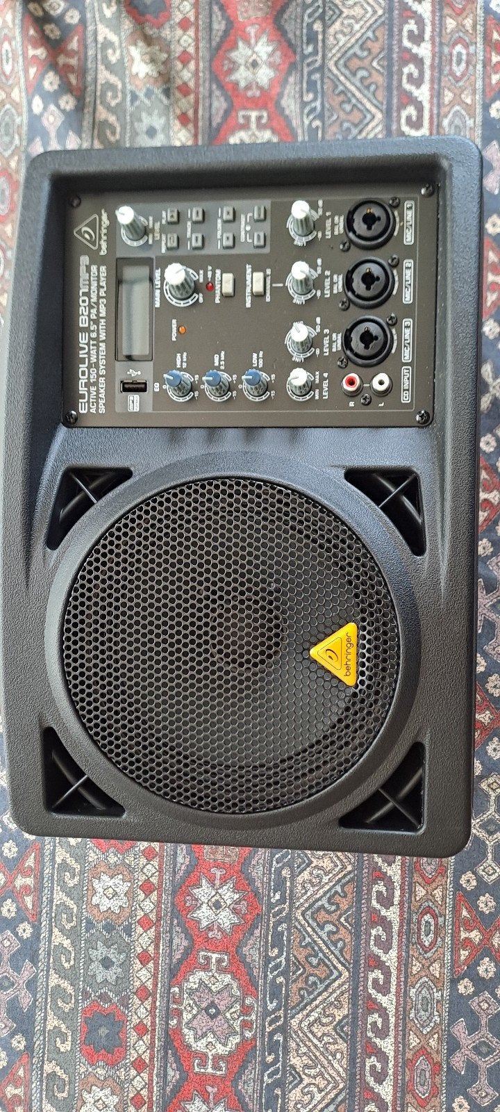 Behringer Eurolive B207MP3 actieve PA/monitor speaker, Audio, Tv en Foto, Luidsprekers, Studiomonitor, Ophalen of Verzenden, Zo goed als nieuw
