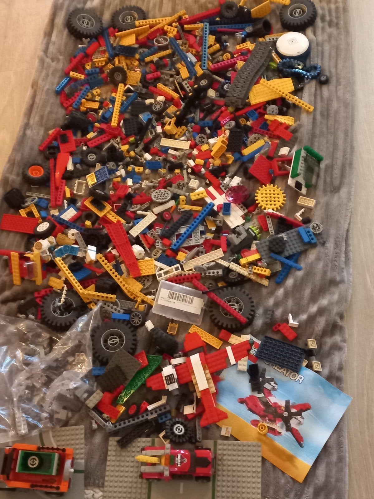Flinke partijen ongesorteerde Lego met van alles wat., Ophalen of Verzenden