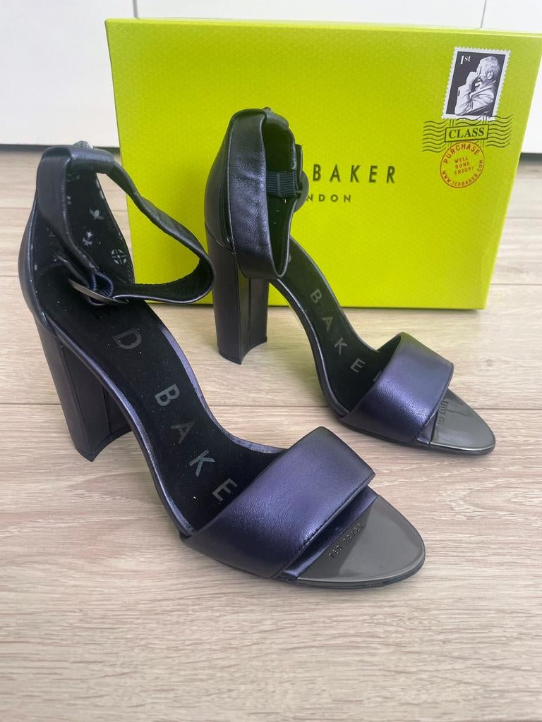 Ted Baker Dark Blue metallic leather high heel sandal mt 38, Ophalen, Blauw, Nieuw, Sandalen of Muiltjes
