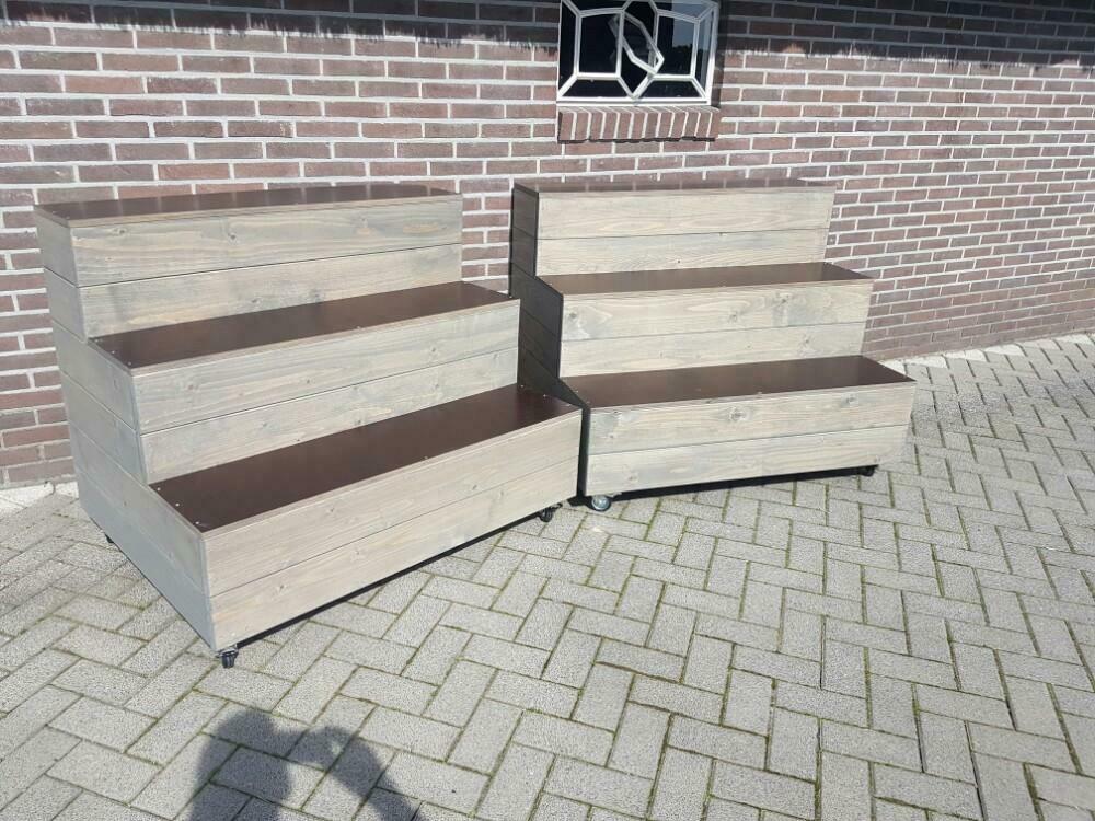 Interieur bloemenwinkel, Ophalen