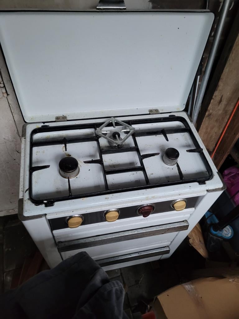 Atag 45cm diep Fornuis met Oven - Compact en Functioneel, Ophalen, Gebruikt, 60 cm of meer, 3 kookzones of minder