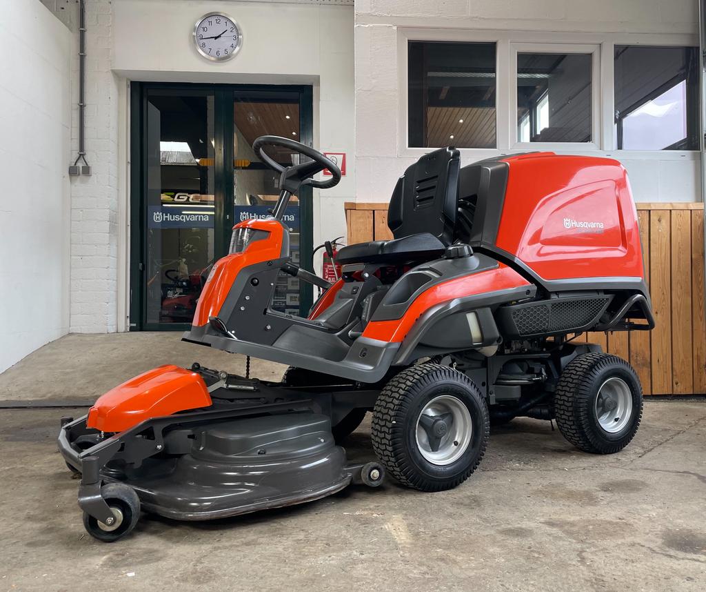 Husqvarna RC 320Ts AWD Collect frontmaaier (103 cm/155 uur), Ophalen, Zo goed als nieuw, Mulchfunctie, 90 tot 120 cm
