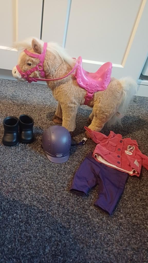 Leuk baby born setje paarden, Ophalen, Zo goed als nieuw, Babypop