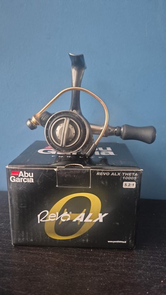 Abu Garcia Revo ALX Theta 1000S Molen - Zo goed als nieuw, Ophalen of Verzenden, Zo goed als nieuw, Molen