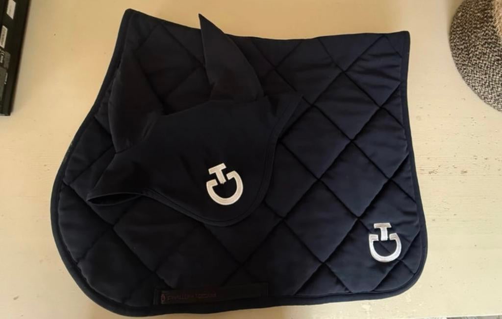 Cavalleria toscana set, Dieren en Toebehoren, Paarden en Pony's | Dekens en Dekjes, Ophalen of Verzenden, Zo goed als nieuw