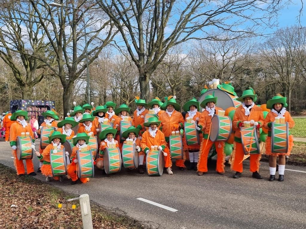 Loopgroep carnaval 23 pakken, Carnaval, Kleding, Geen merk, Gedragen
