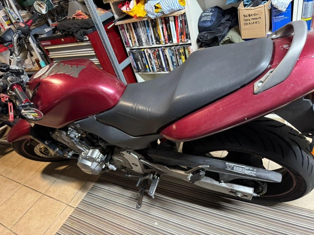 Foto 2 van Honda Hornet CB600F