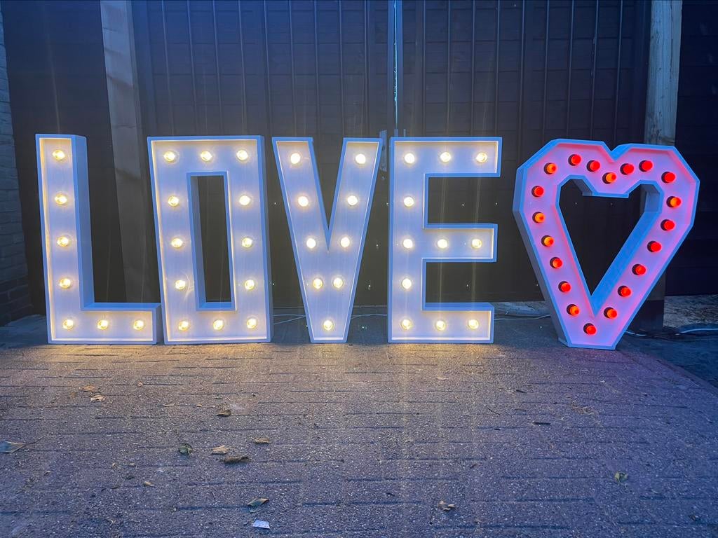 XL Lichtletters LOVE bruiloft en meer! GOEDKOOPSTE noorden, Ophalen, Zo goed als nieuw, Geboorte of Huwelijk