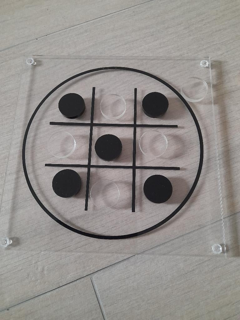 Tic Tac Tor / Boter Kaas en Eieren, Een of twee spelers, Ophalen of Verzenden, Zo goed als nieuw, Reisspel