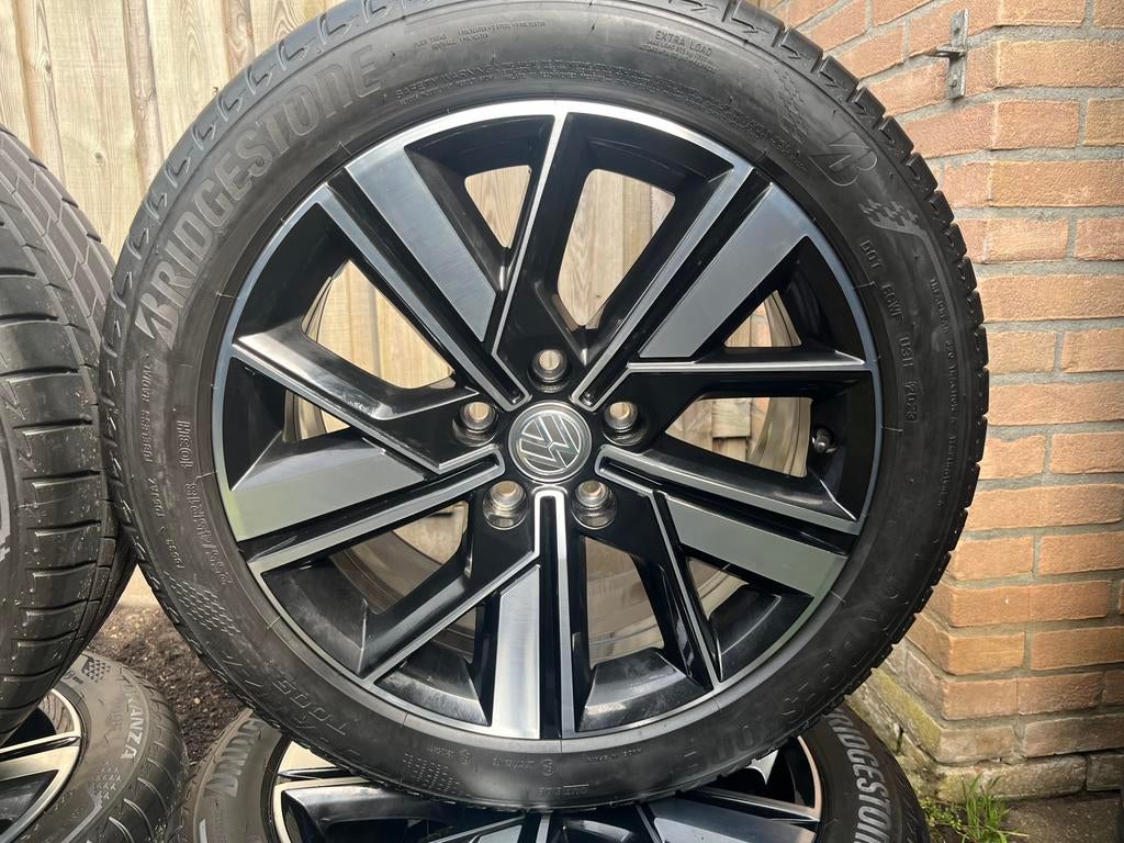 NIEUWE 18” orig Vw transporter T6.1 T6 T5 T7 zomerset., Auto-onderdelen, Banden en Velgen, Banden en Velgen, Zomerbanden, 18 inch
