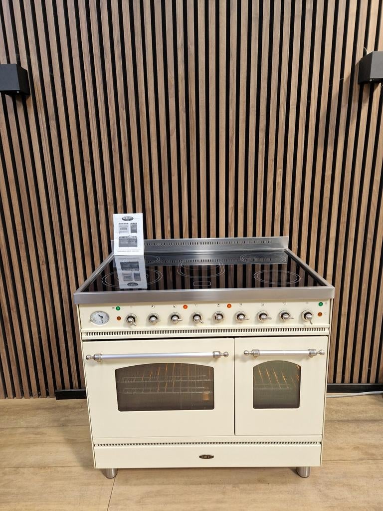 Mooie Crème Boretti Fornuis keramisch 90cm (Gratis bezorgen), Keramisch, Ophalen of Verzenden, Zo goed als nieuw, Energieklasse A of zuiniger