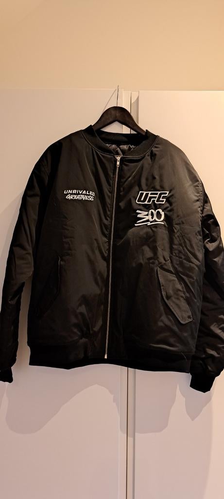 UFC 300 Bomberjas - Limited Edition! Maat L, Kleding | Heren, Maat 52/54 (L), UFC, Zwart, Nieuw
