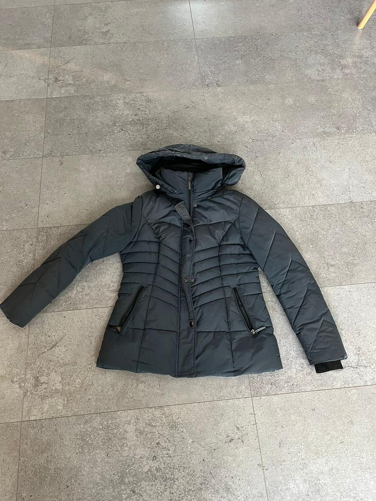 Adventure line winterjas 38, Kleding | Dames, Ophalen of Verzenden, Zo goed als nieuw, Zwart