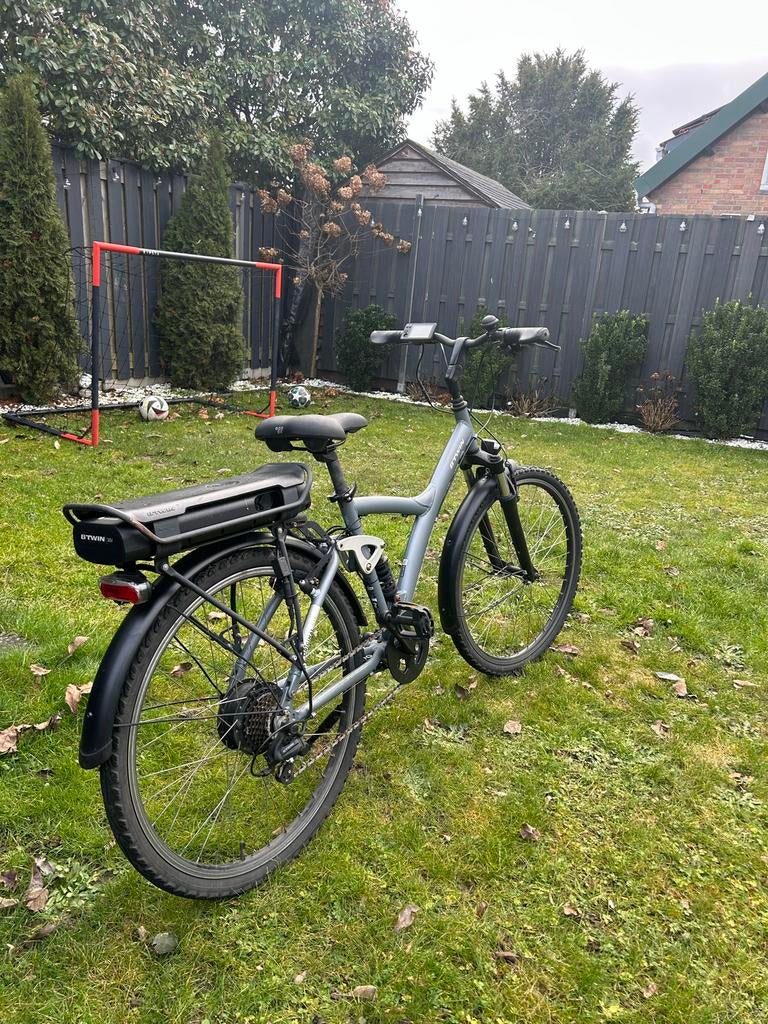 Btwin Elektrische jongensFiets - Medium Frame, 36V, 3500km, Fietsen en Brommers, Elektrische fietsen, Gebruikt, 47 tot 51 cm, 30 tot 50 km per accu