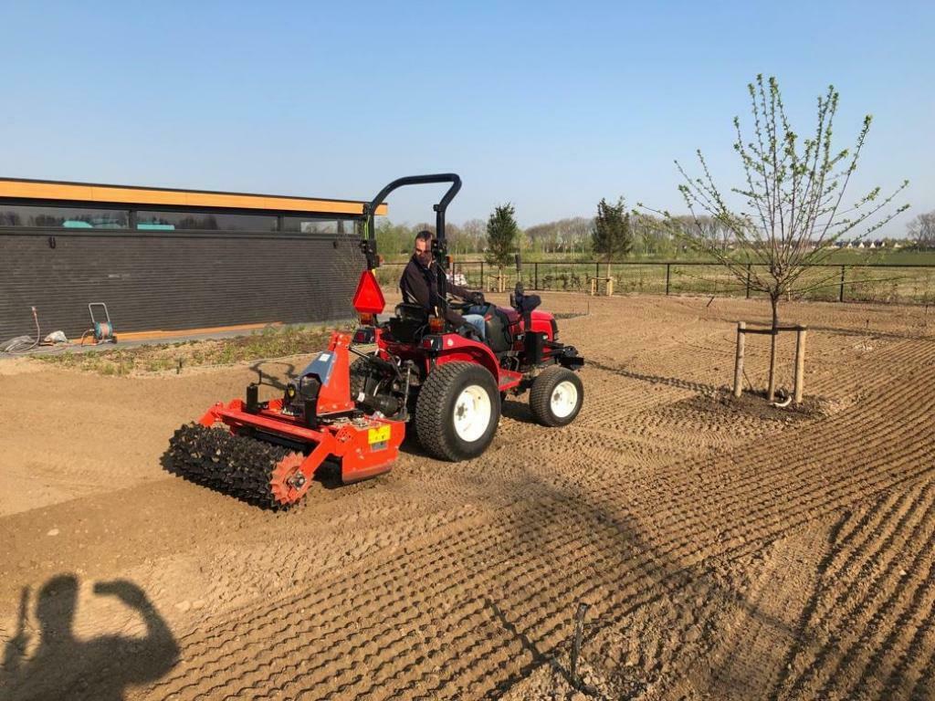 Mini loonwerk en advies, aanleg, onderhoud van gazons/weides, Garantie, Tuinonderhoud of Snoeiwerk