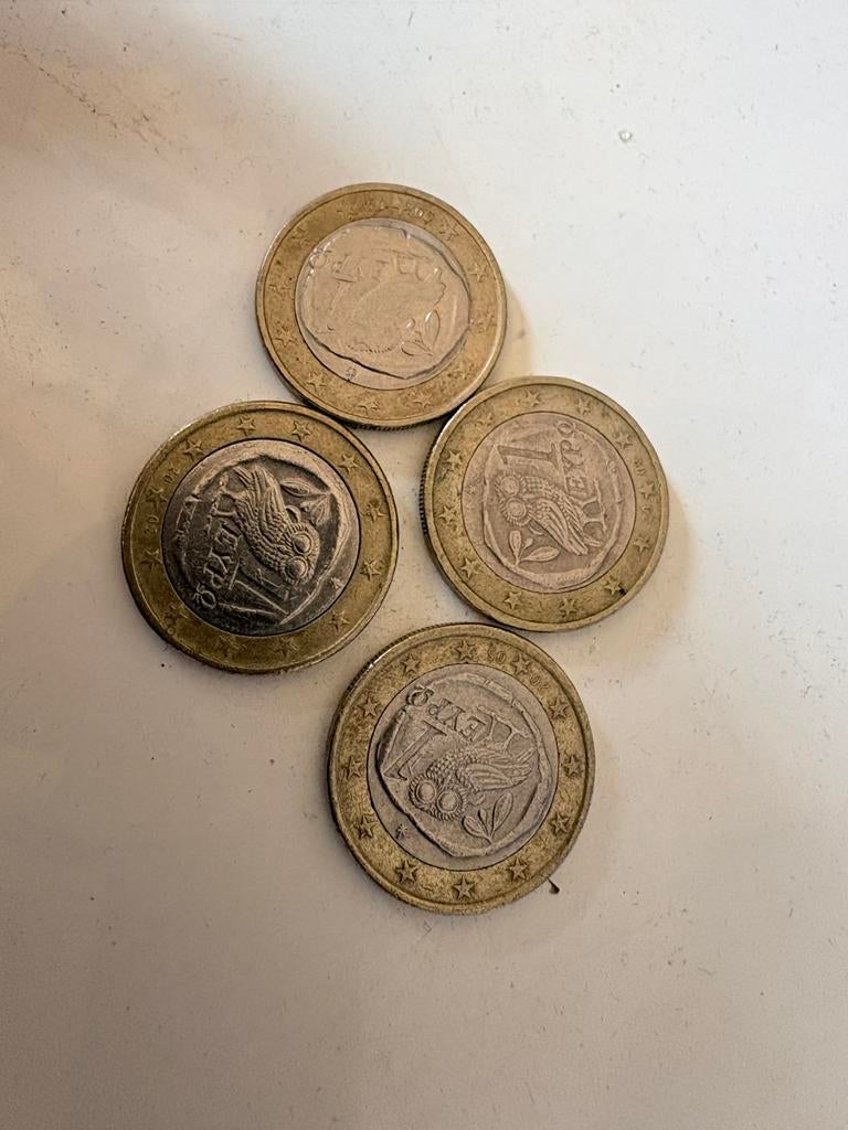 Vier uilen euro’s, Ophalen of Verzenden, 1 euro, Losse munt