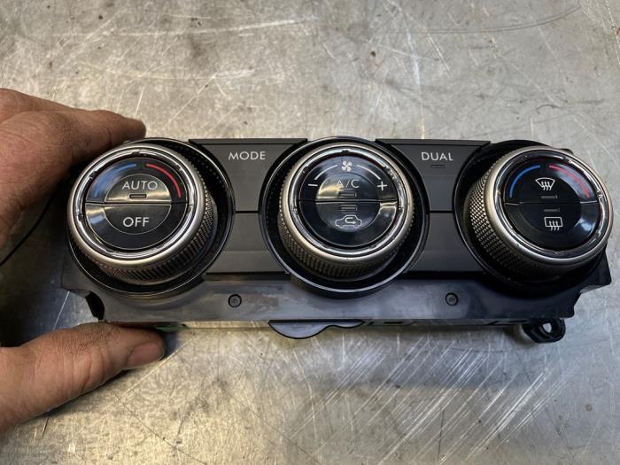 Kachel Bedieningspaneel van een Subaru Forester, Subaru, Gebruikt, -, -