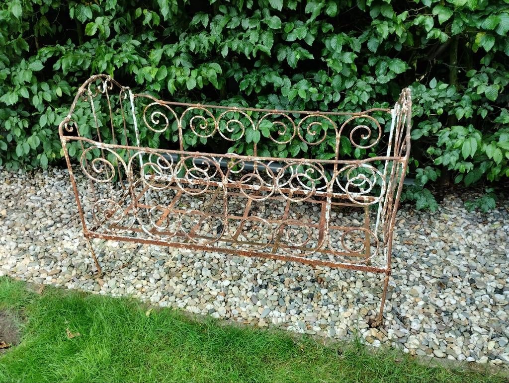 Oud brocante Frans ijzeren ledikantje, Ophalen, Gebruikt, Metaal