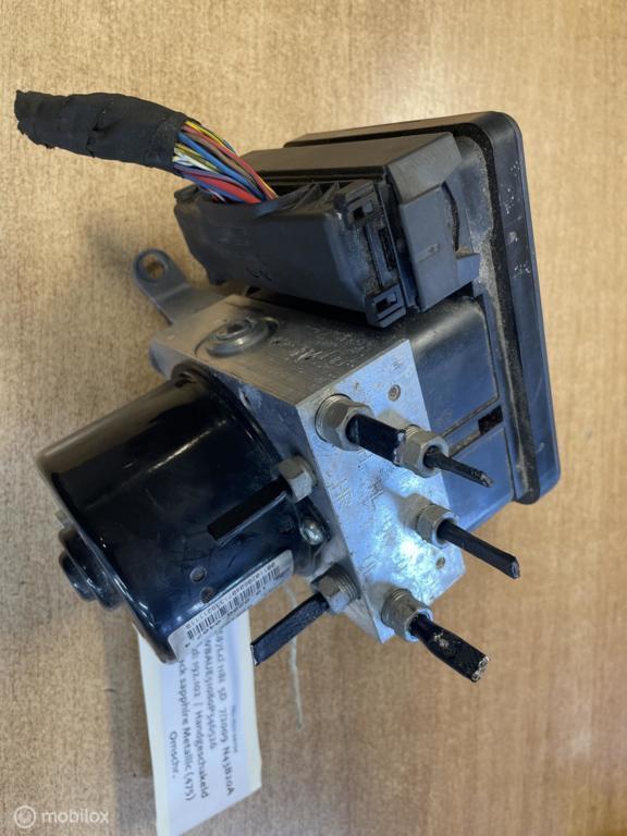 ABS module BMW 1-serie E87 LCI 118i  34512460468