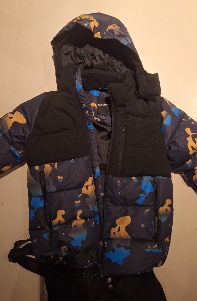 Skipak maat 140 compleet: pully's, sokken snowboots (36), Ophalen, Zo goed als nieuw, Jongen of Meisje, Setje