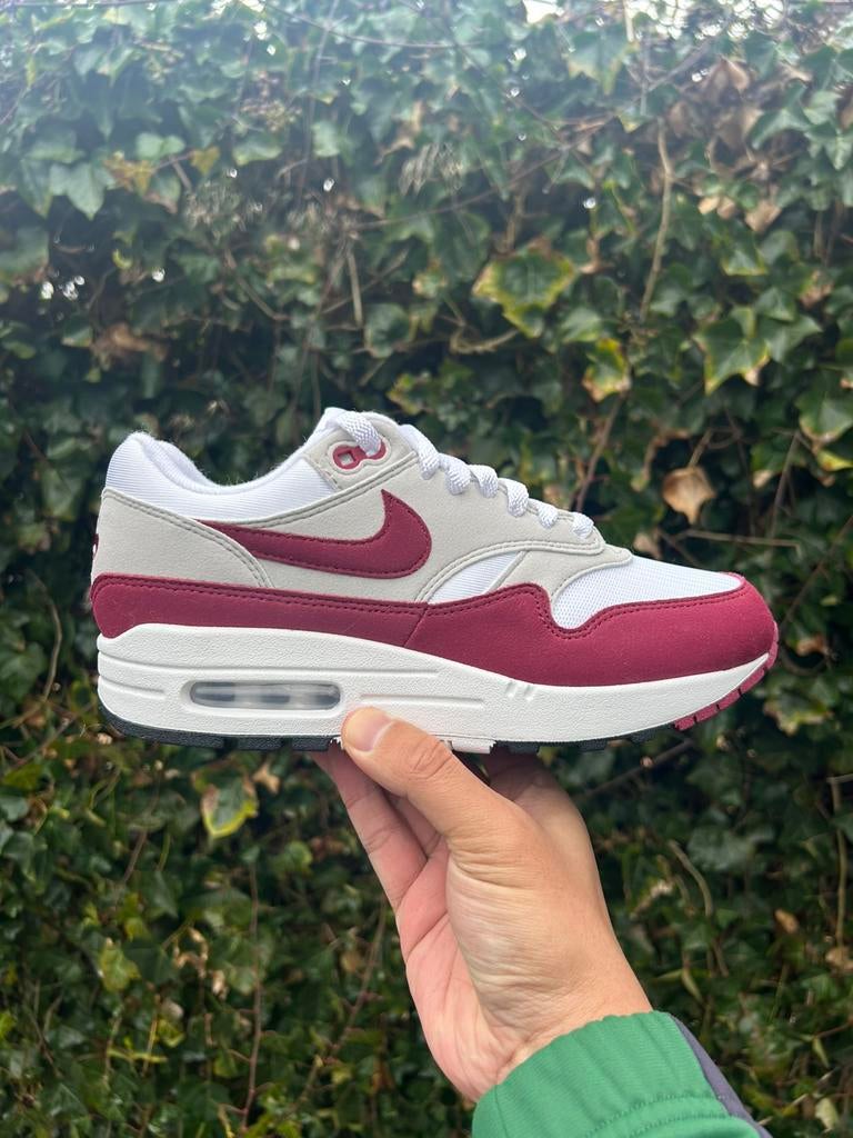 Nike Air Max 1 ‘87 ST SP Stranger Things DS, Ophalen of Verzenden, Nieuw, Overige kleuren, Sneakers of Gympen