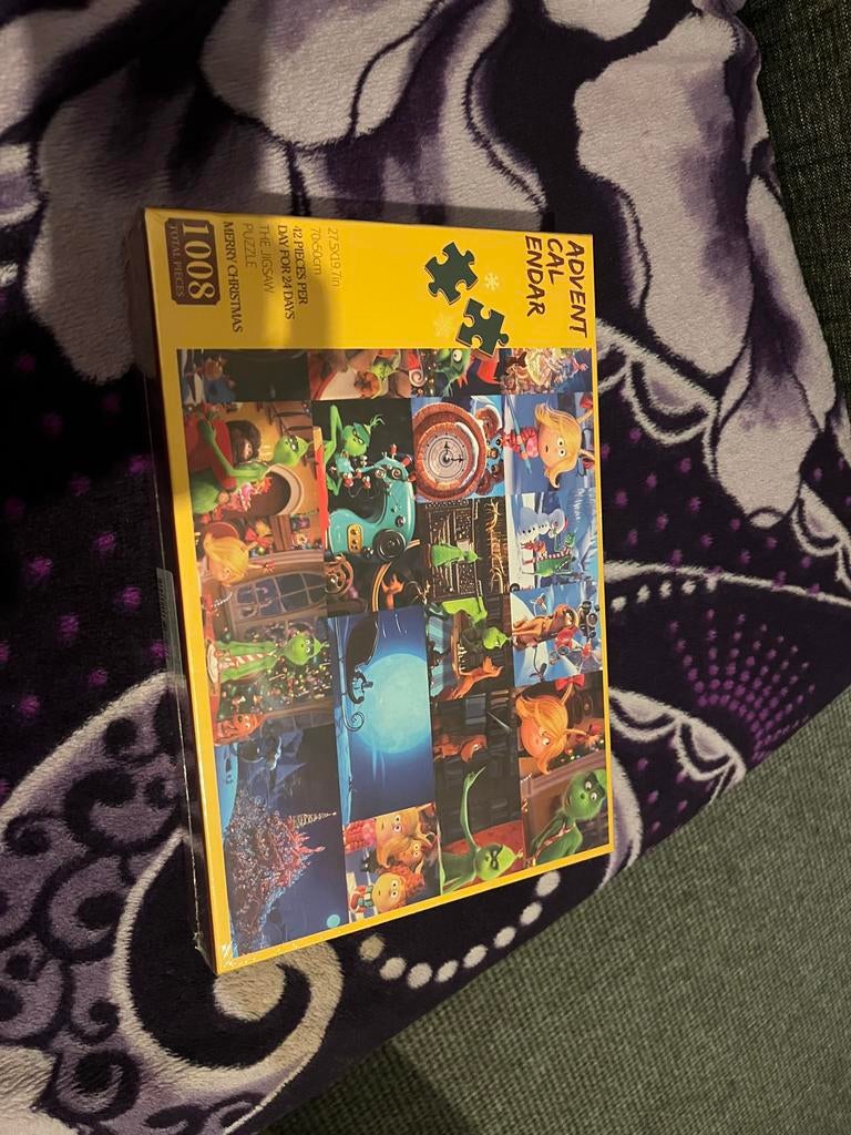 Grinch Adventskalender Puzzel - 1008 Stukjes, Ophalen of Verzenden, 500 t/m 1500 stukjes, Zo goed als nieuw, Legpuzzel