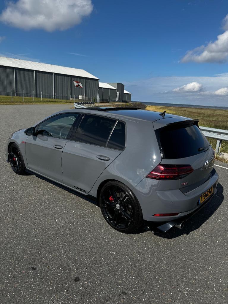 Volkswagen Golf MK 7.5 GTI TCR, Auto's, 4 cilinders, 1984 cc, Overige kleuren, Dealer onderhouden