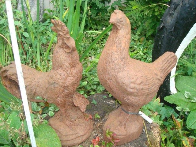 gietijzeren haan en kip, Tuin en Terras, Tuinbeelden, Ophalen of Verzenden, Nieuw, Metaal, Dierenbeeld