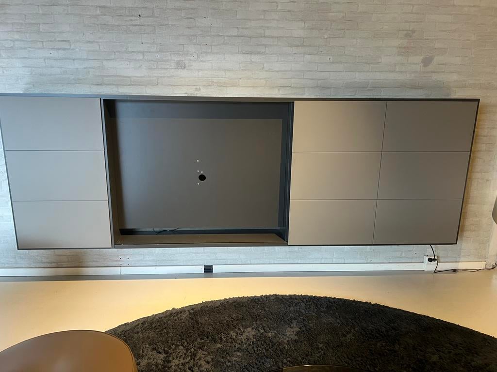 Kettnaker hangende Tv-kast Vita, Ophalen, Zo goed als nieuw, 25 tot 50 cm, Minder dan 100 cm