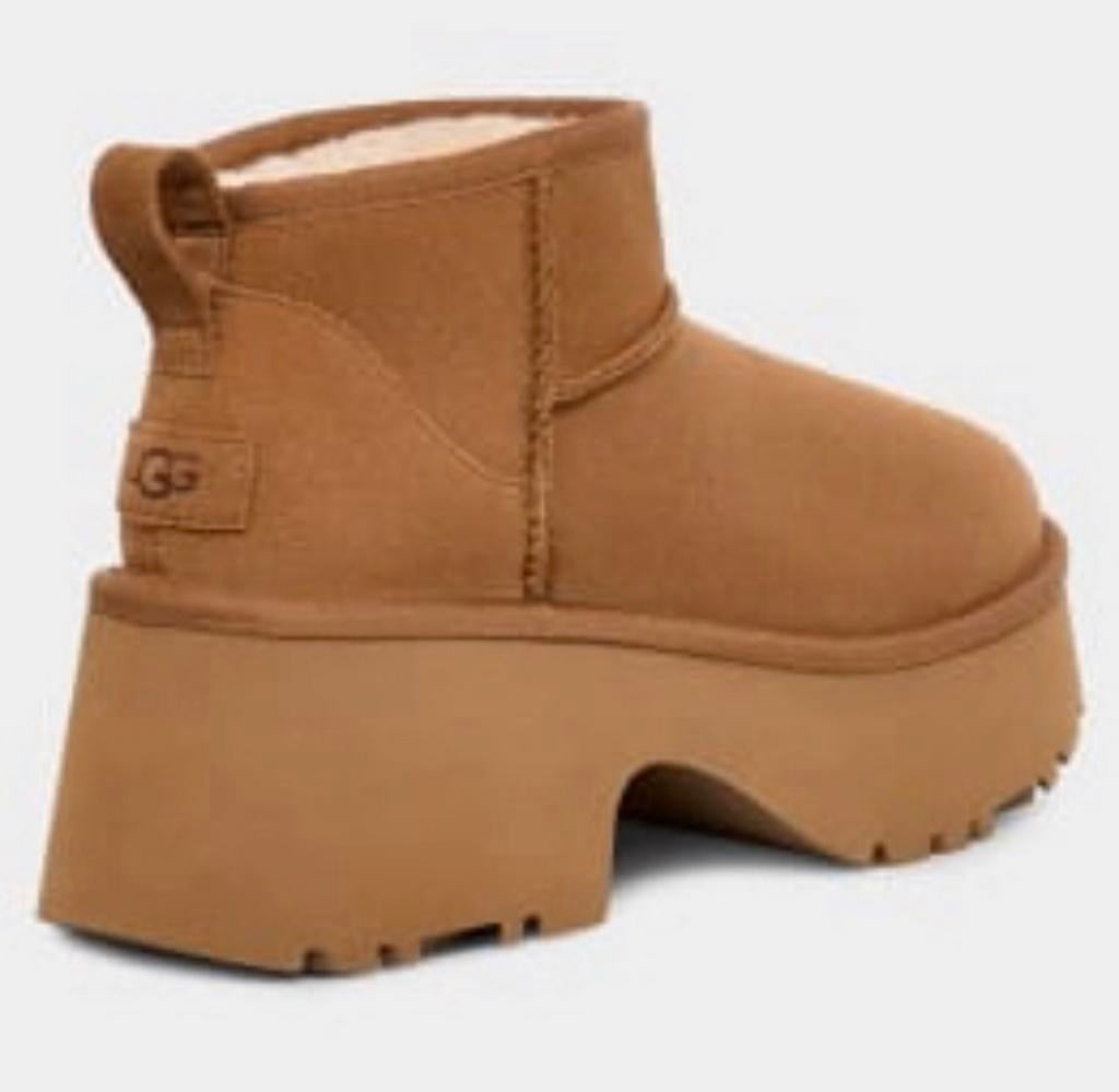Ugg W Classic Ultra Mini New Heights Chestnut, Kleding | Dames, Schoenen, Bruin, Lage of Enkellaarzen, Ophalen of Verzenden, Zo goed als nieuw