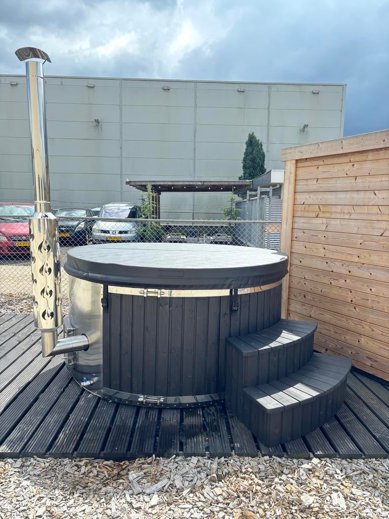 Paas actie, Full-Option Hottub met interne kachel hot tub, Nieuw, Inbouw, Vast, Afdekzeil