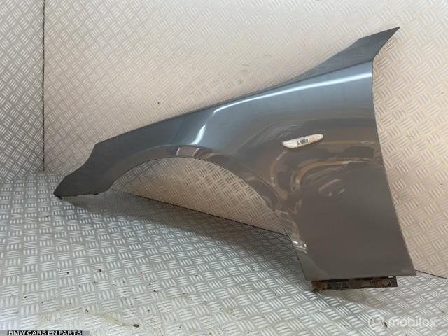 spatbod links E60 E61 grijs a36/7 titan grau metallic, Gebruikt, Partnerportal@bmw.de, Bmw, Ophalen of Verzenden