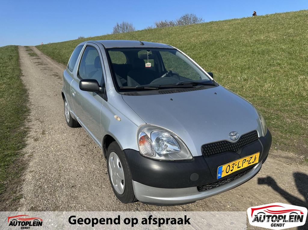 Toyota Yaris 1.0 VVT-i Nieuwe Apk!, Voorwielaandrijving, Gebruikt, 4 cilinders, 400 kg