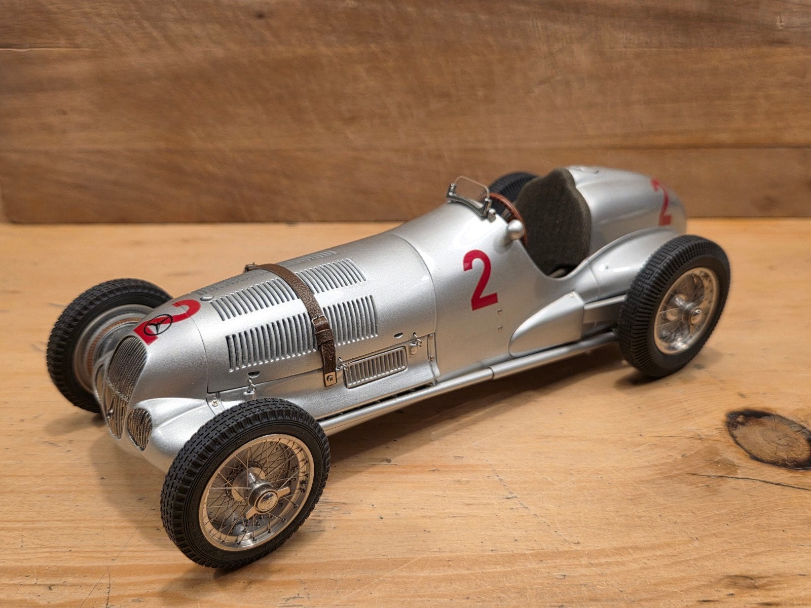 CMC 1:18 Mercedes-Benz W125 Donington Grand Prix 1937, Ophalen of Verzenden, Zo goed als nieuw, Auto
