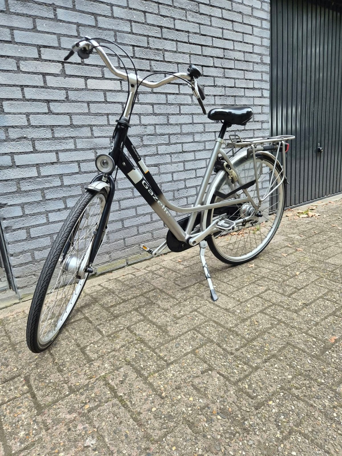 Gazelle fiets met lage instap en terugtraprem, Fietsen en Brommers, Fietsen | Dames | Damesfietsen, Ophalen, Terugtraprem, Zo goed als nieuw