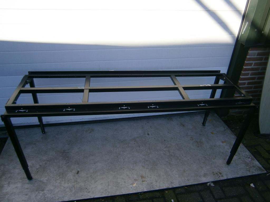 Tafel frames hoogte verstelbaar, Ophalen, Gebruikt, -, In hoogte verstelbaar