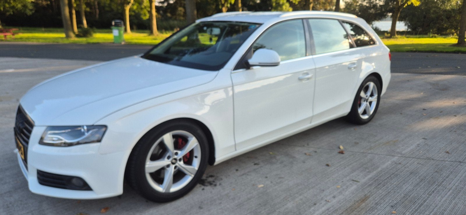 Audi A4 1.8 Tfsi 118KW Avant Multitronic 2009 Wit, Auto's, Euro 5, Stof, Verwarmde buitenspiegels, 4 cilinders