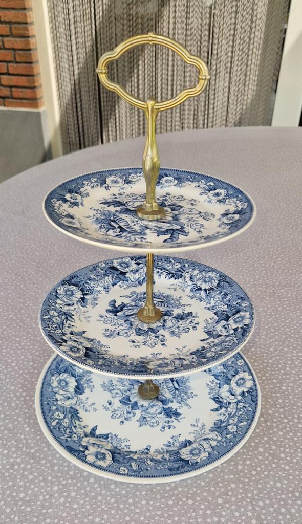 Vintage 3-laags etagere Balmoral Maastricht, Ophalen