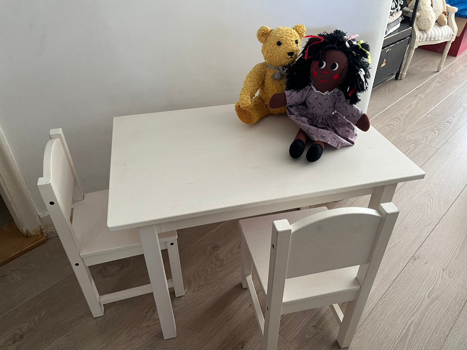 Kindertafeltje & 2stoeltjes Ikea, Kinderen en Baby's, Ophalen, Zo goed als nieuw, Tafel(s) en Stoel(en)
