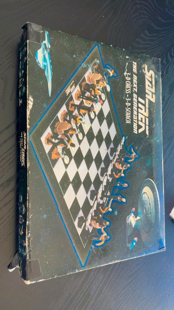 Star trek the next generation 3-D chess, Ophalen of Verzenden, Zo goed als nieuw