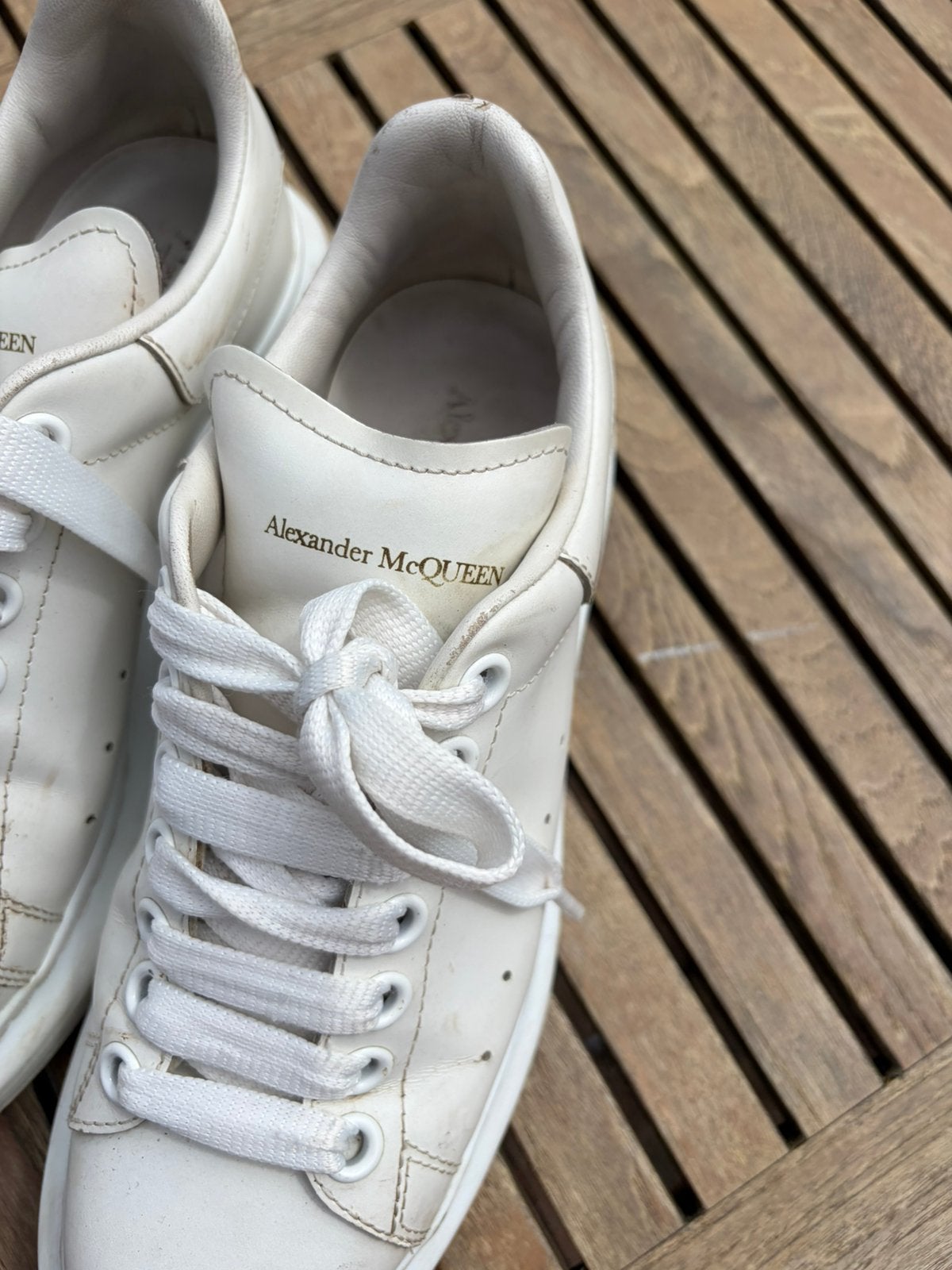 Alexander McQueen, Kleding | Dames, Schoenen, Ophalen of Verzenden, Gedragen, Wit, Sneakers of Gympen