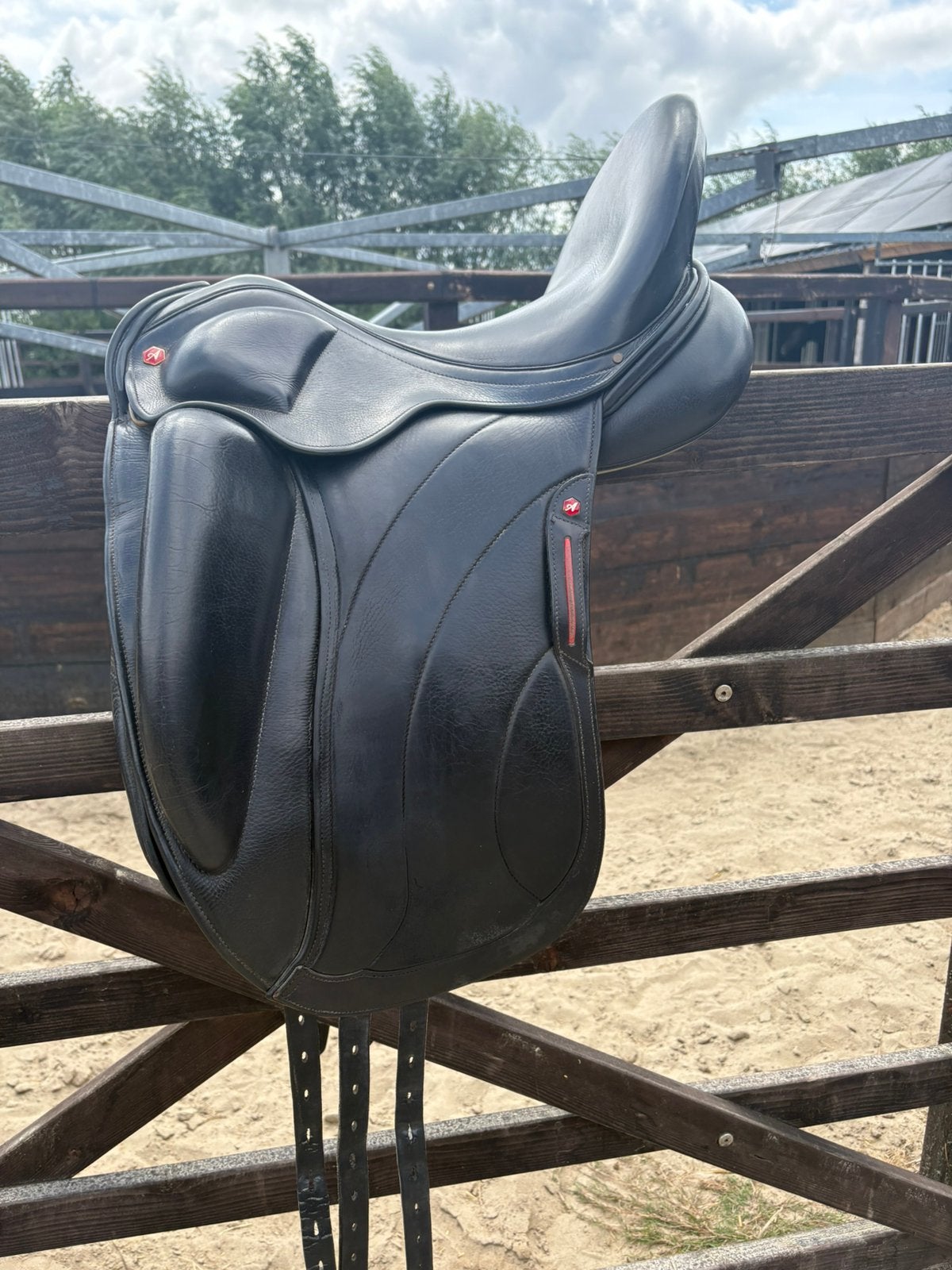 Luxe Albion zadel, Ophalen, Zo goed als nieuw, Dressuur